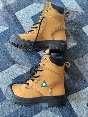 Women’s Aggressor Work Boot • Size 7